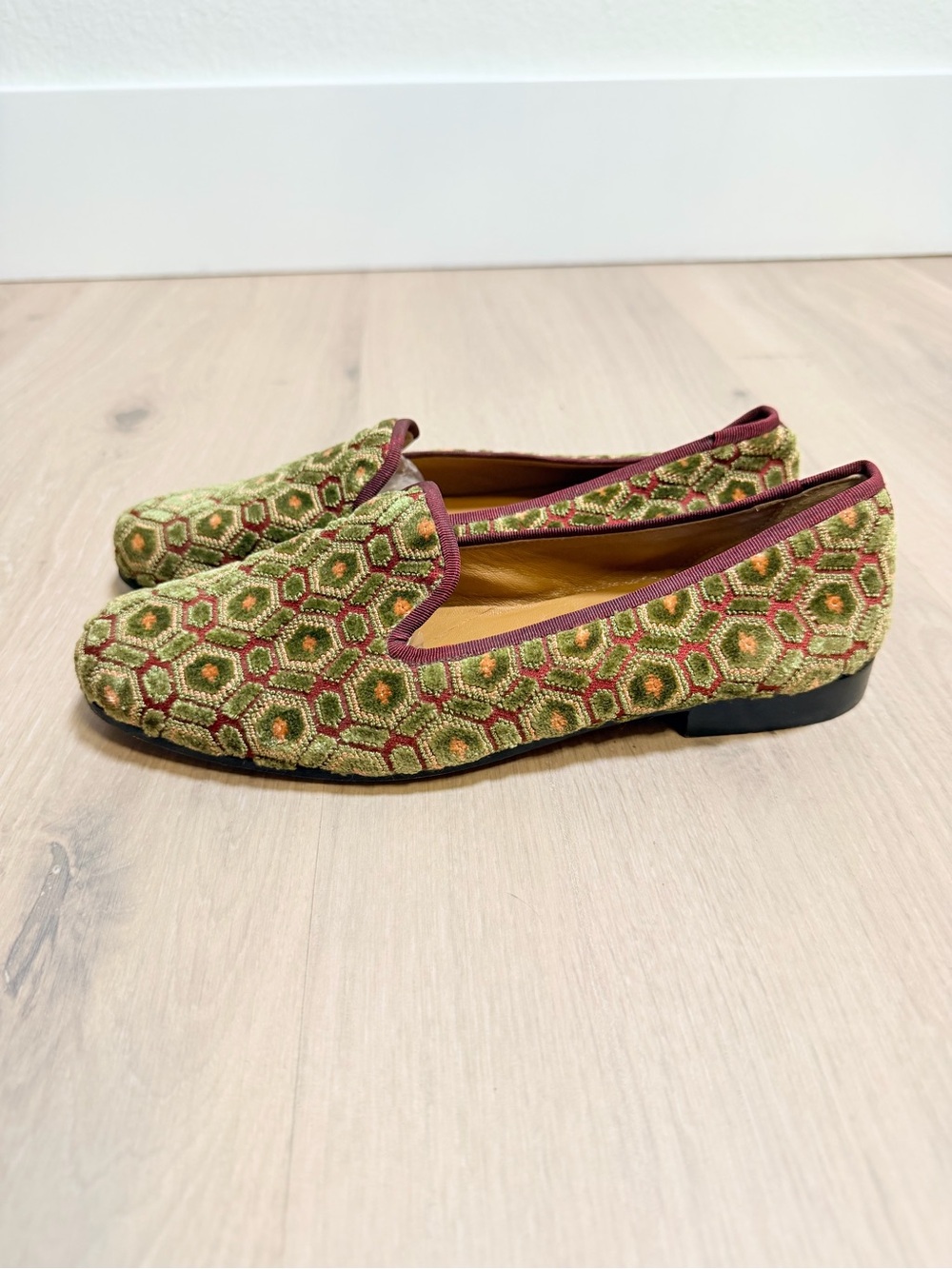 Stubbs & Wootton Olive Green and Burgundy Hex Pattern Velvet Loafers